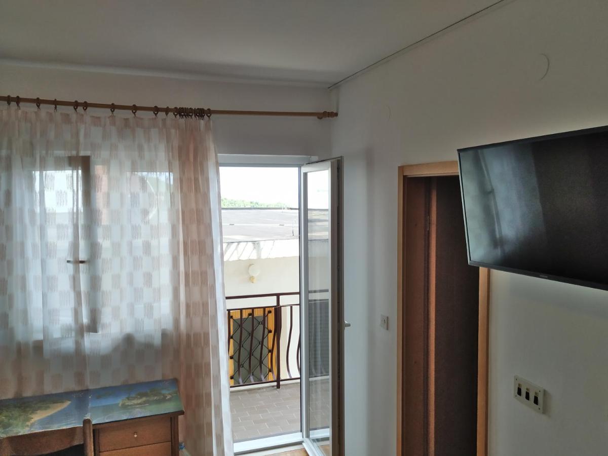 Apartments Pino 布雷拉 外观 照片